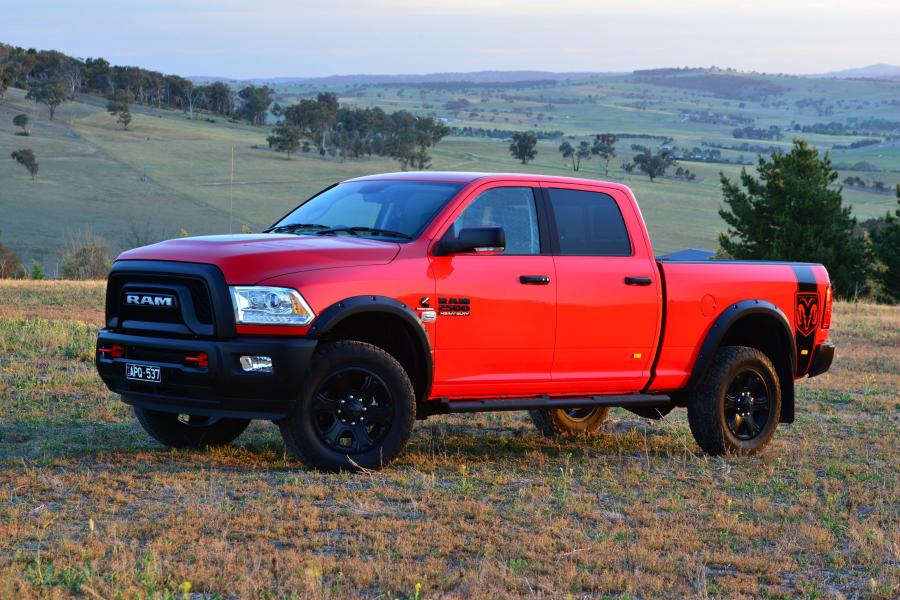  Dodge Ram 2500 Laramie Crew Cab Redback 2017 года  (AU) (фото 4 из 13)